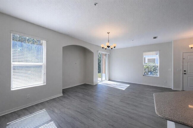 Building Photo - 15342 Oak Apple Ct