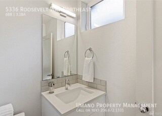 Building Photo - 5336 Roosevelt Way NE
