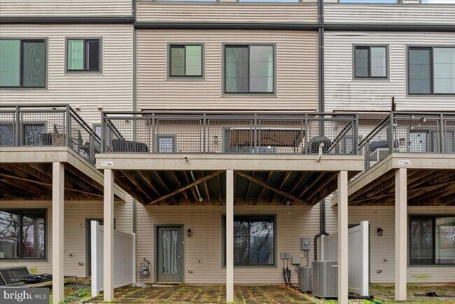 Building Photo - 4902 Trail Vista Ln