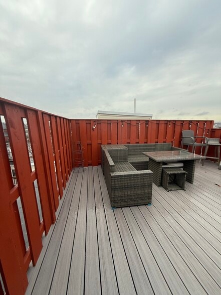 Building Photo - 1 Grimes St