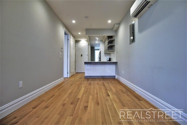 Primary Photo - Stunning New 2 Bed 2 Bath in Bed Stuy Cond...