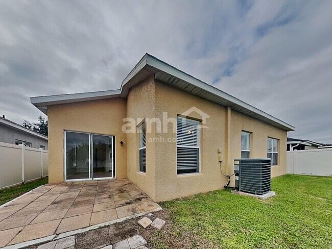 Building Photo - 1511 Emerald Hill Way