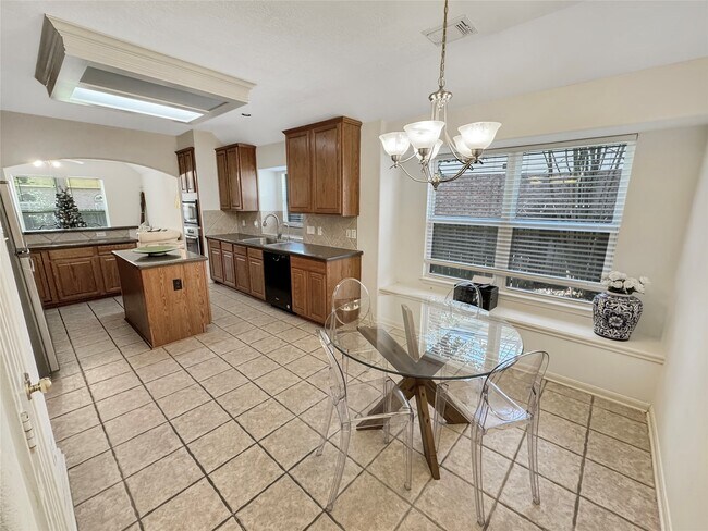 Building Photo - 62 N Abram Cir