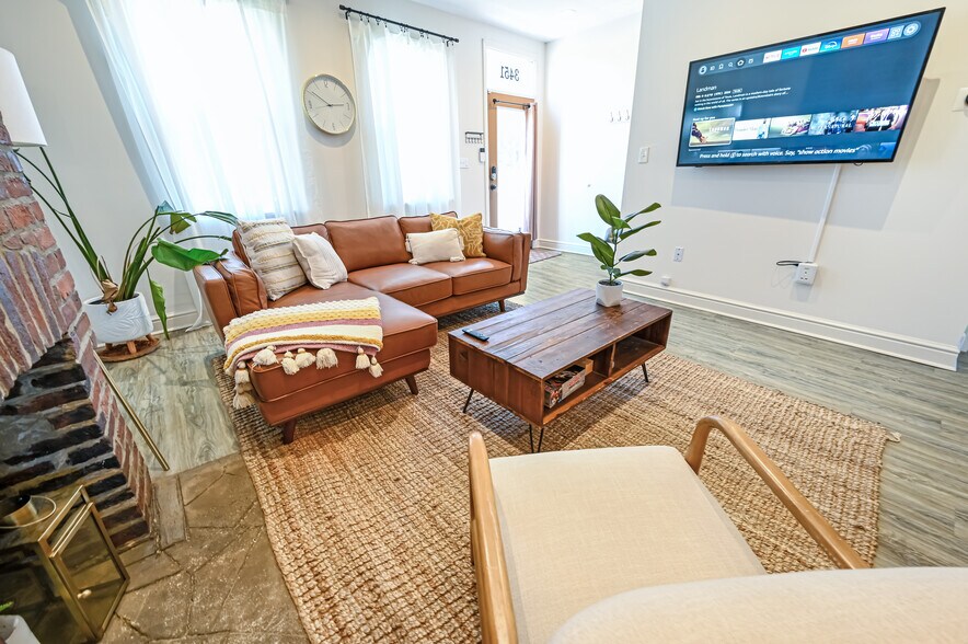 Building Photo - 3451 Denny St