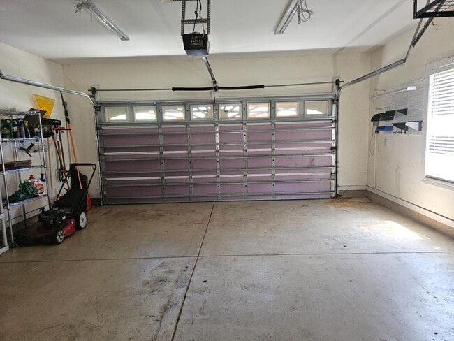 Building Photo - 160 Molinia Dr