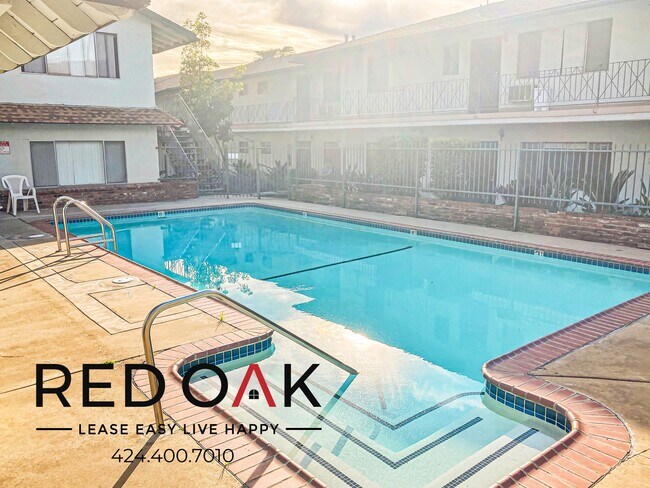 Building Photo - 630 N Cerritos Ave