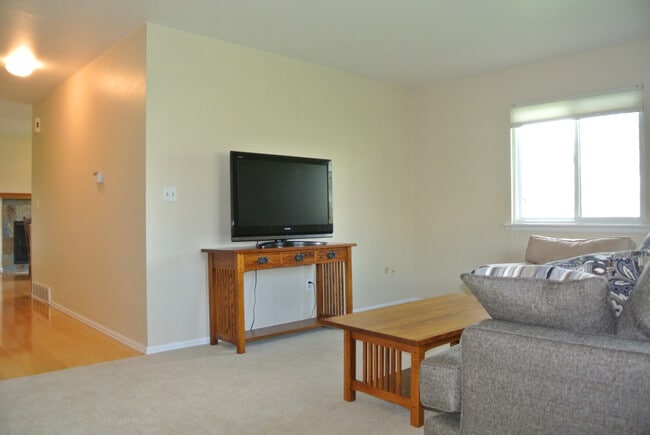 Building Photo - Boulder Townhome 3 bed, 2.5 bath