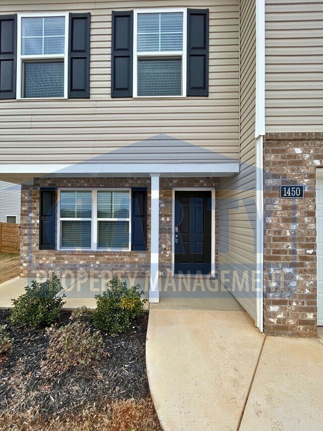 Building Photo - Beautiful home in Athens, TN!