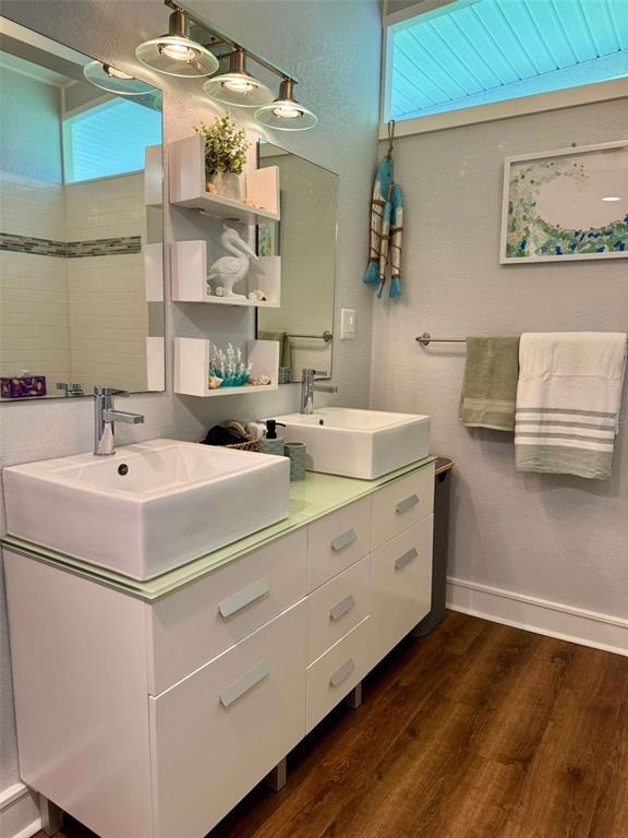 Building Photo - 3012 Grand View Ave