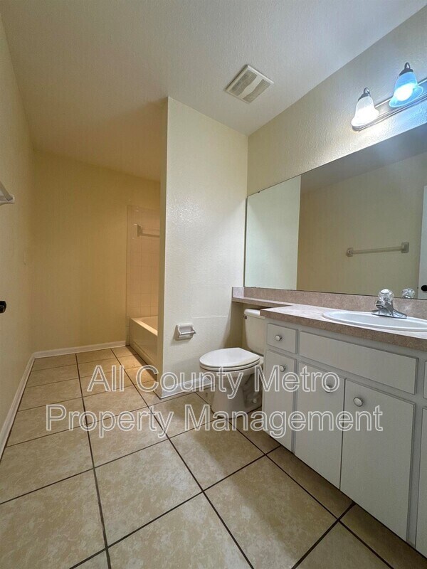 Building Photo - 591 Drayton Rd