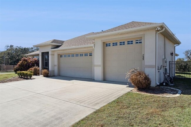 Building Photo - 735 Black Eagle Dr