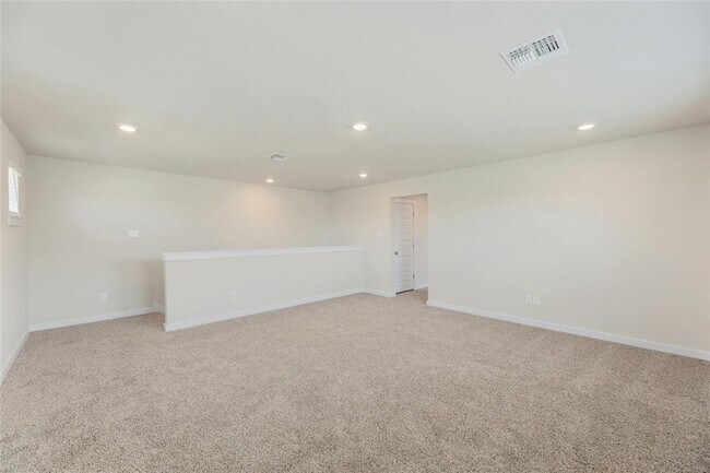 Building Photo - 512 Clearlake Dr