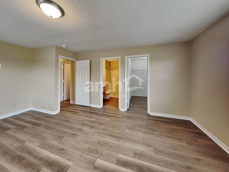 Building Photo - 5627 Wynridge Ct