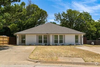 Building Photo - 2503 Windy Pine Ln