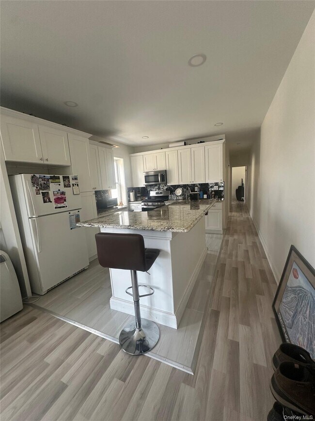 Building Photo - 262 Neptune Blvd