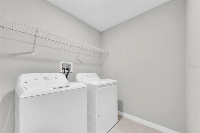 Building Photo - 1873 Colding Dr