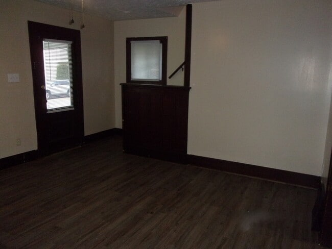 Building Photo - 430 Keenan Ave