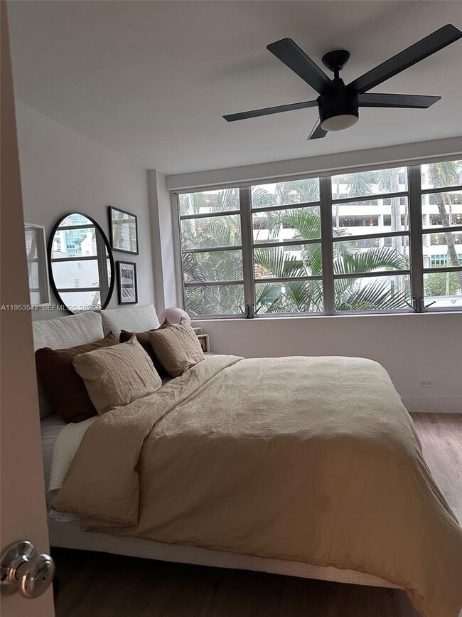 Building Photo - 1408 Brickell Bay Dr