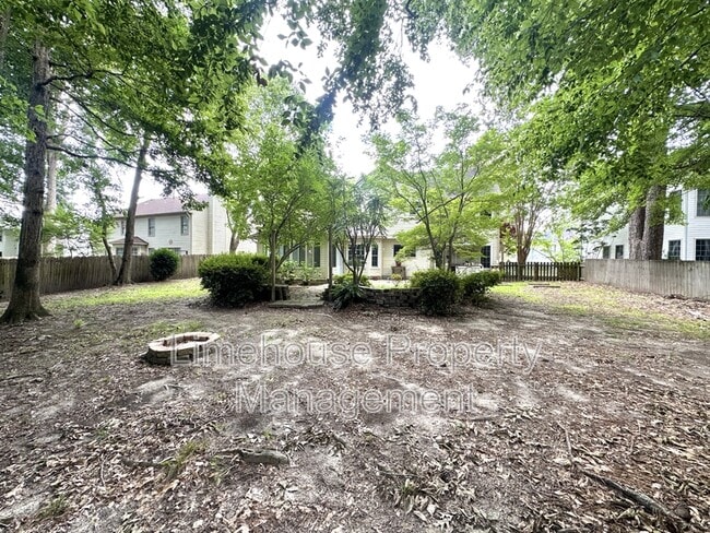 Building Photo - 2849 Crossings Dr