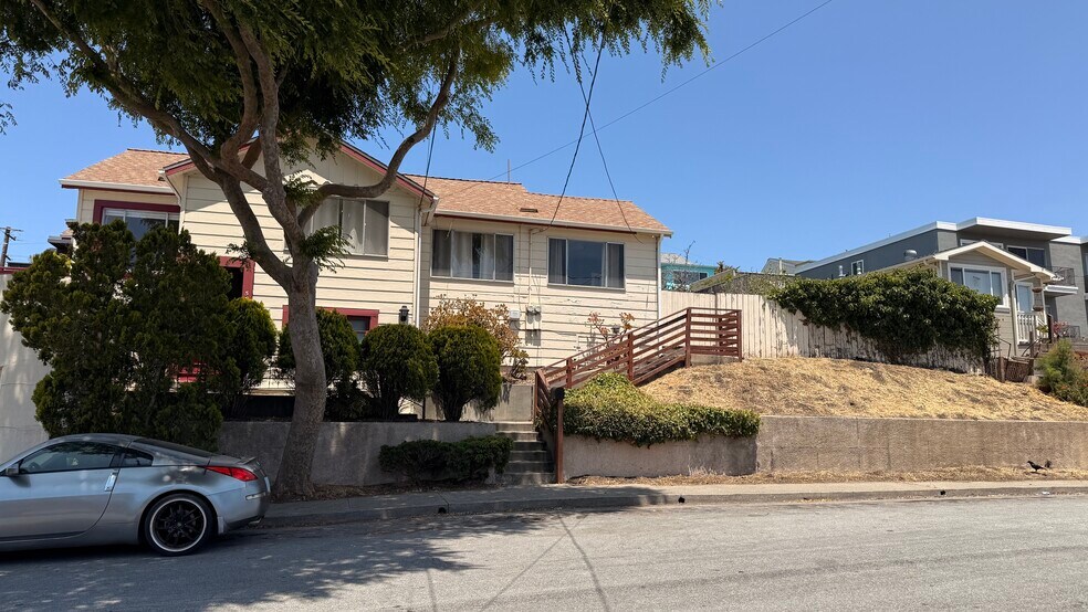 Building Photo - 5607 El Dorado Ave