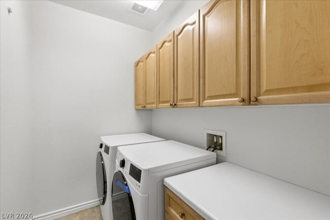 Building Photo - 236 Charming Ct