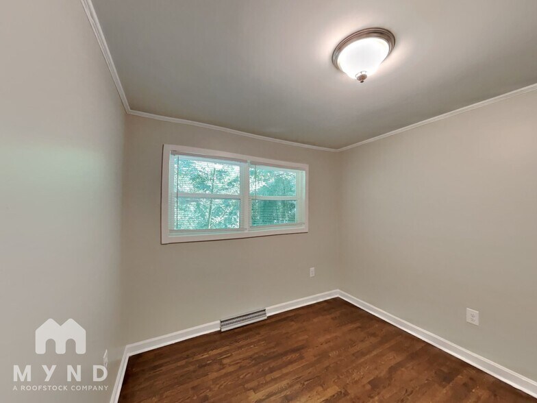Building Photo - 4202 Grissom St