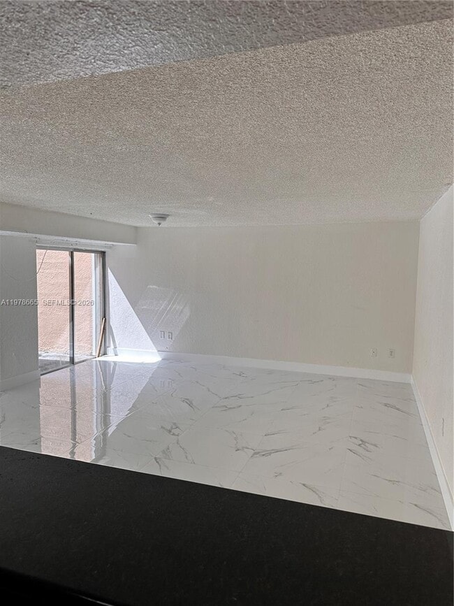 Building Photo - 8440 SW 154th Cir Ct