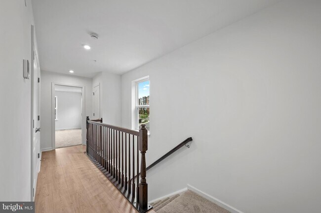 Building Photo - 9942 -A Count Fleet Cres