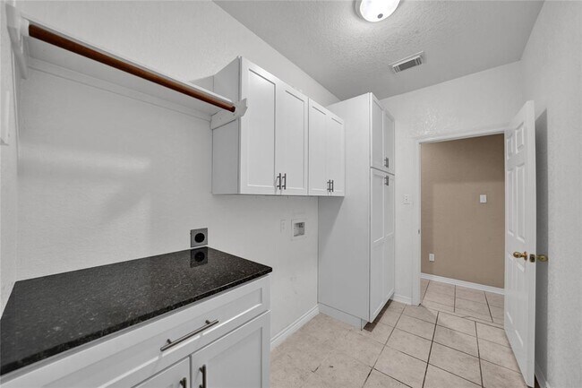 Building Photo - 1806 Rock Spring Ct