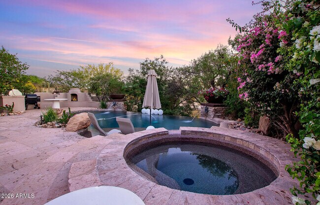 Building Photo - 11861 E Desert Trail Rd