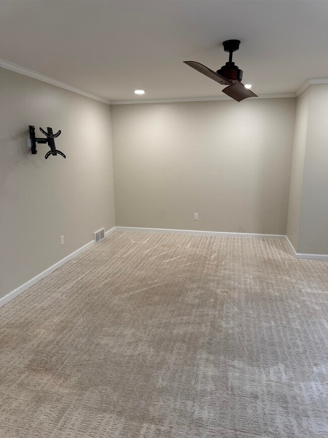 Building Photo - 8442 Farrah Ln