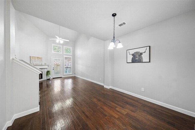 Building Photo - 2351 Summit Way Ct