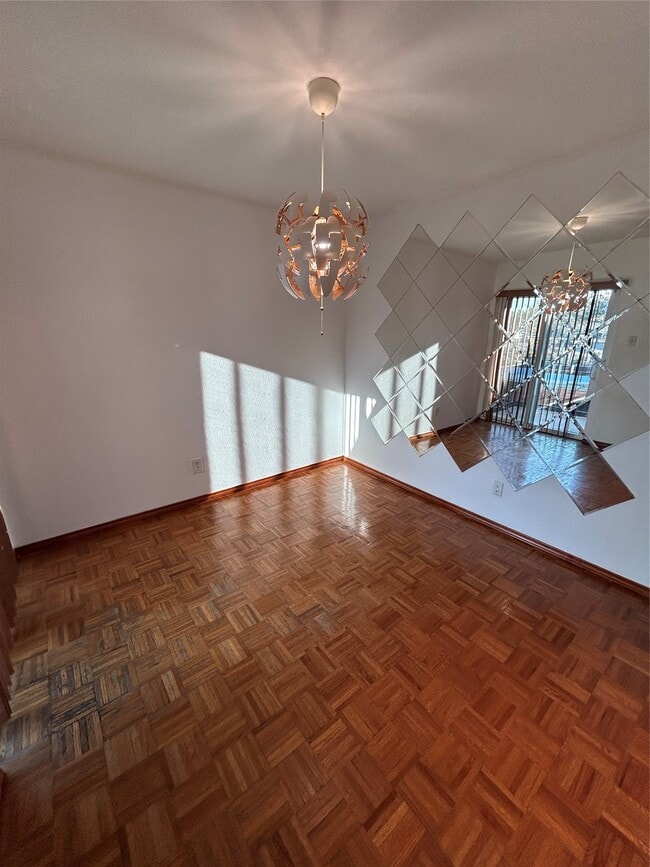 Building Photo - 5550 N Braeswood Blvd