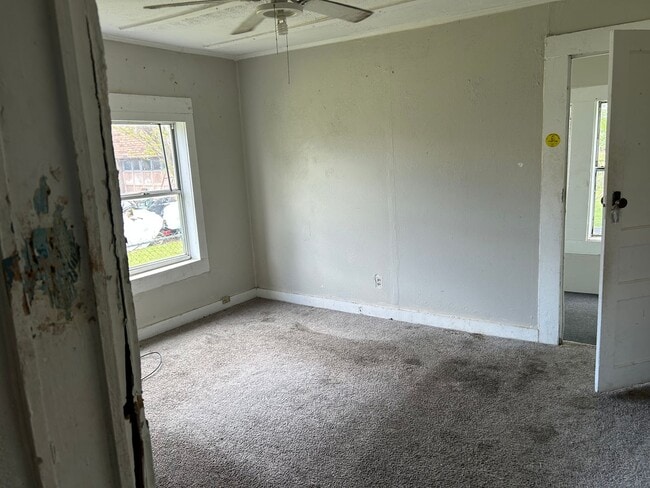 Building Photo - 1828 Scott-