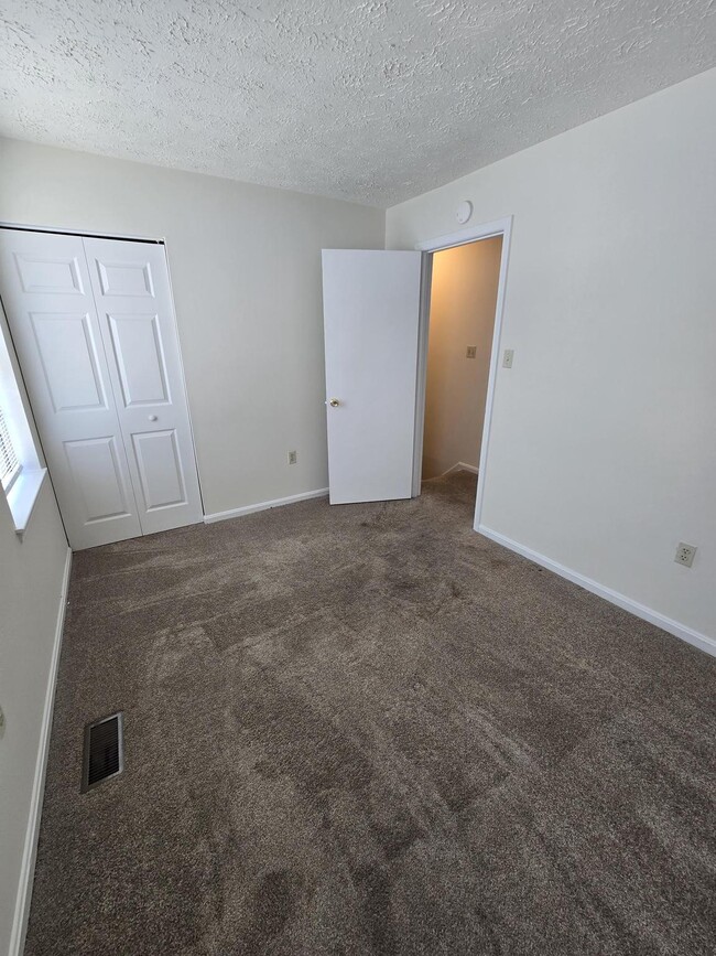 Building Photo - 4054 Cottontop Ct