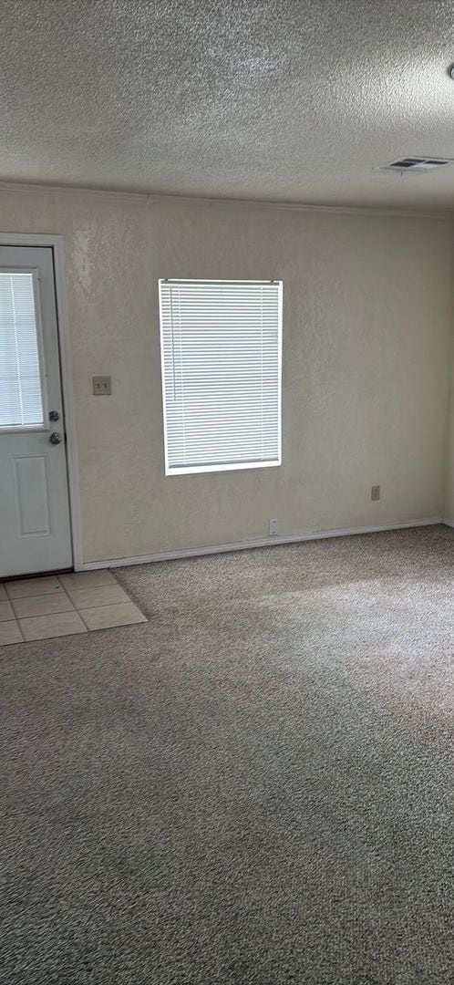 Building Photo - 1216 W James Ave