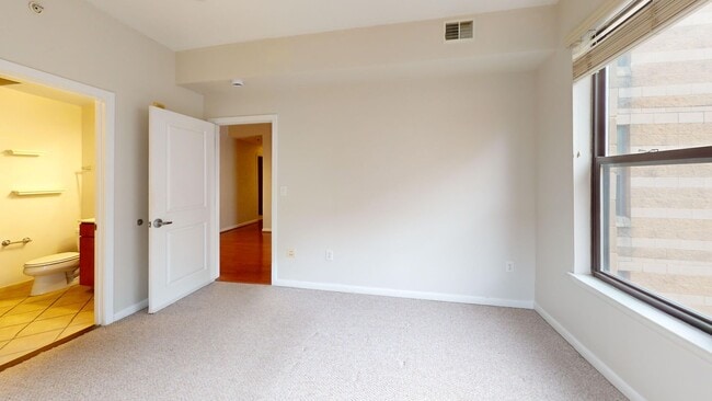 Building Photo - Logan Circle One Bedroom Plus Den W/Front Desk, Secured Entry, Pets Welcome, & More!