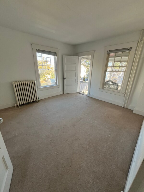 Building Photo - 310 Oakley St