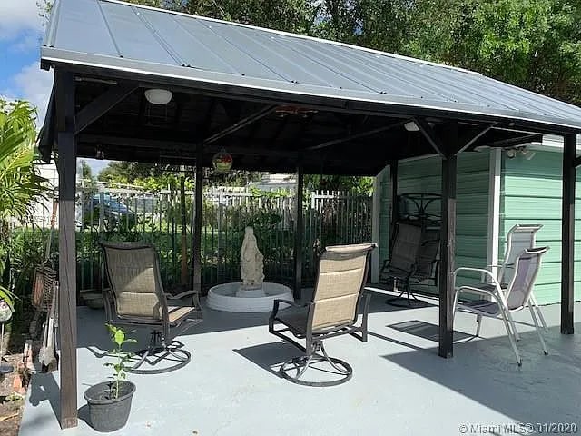 Building Photo - 3191-319145 NW 45th St