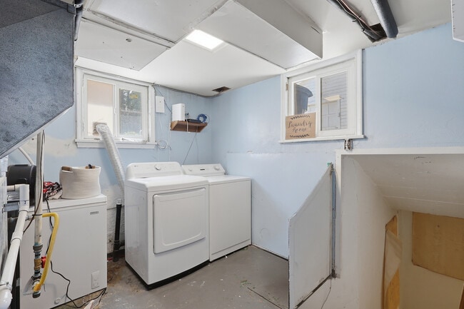Building Photo - Provo Basement Apartment