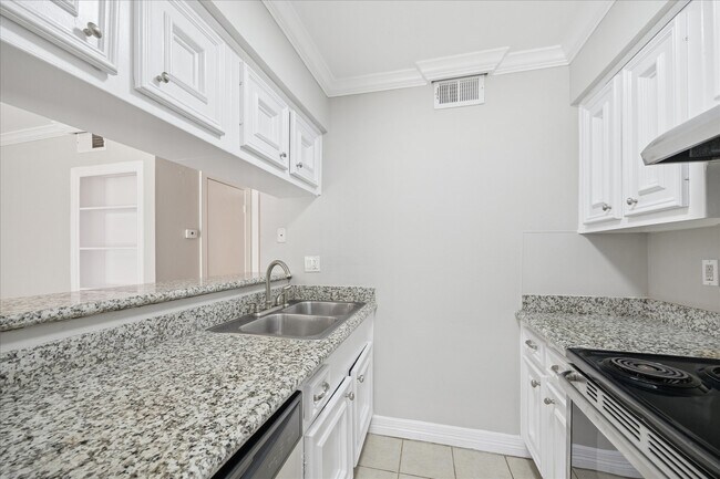 Building Photo - 201 Emerson St