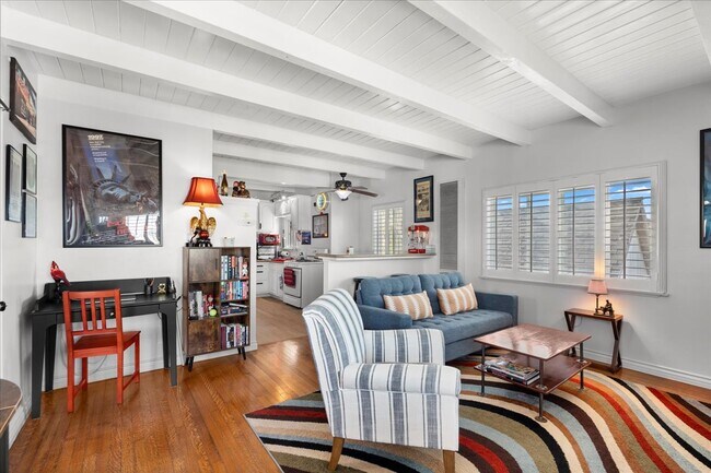 Building Photo - 1131 10th St