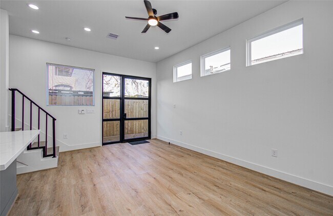 Building Photo - 1508 McKee St