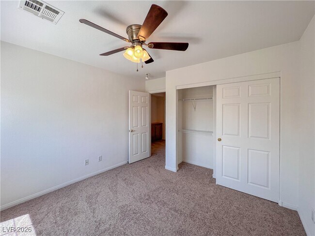 Building Photo - 10789 S Osage Winter St