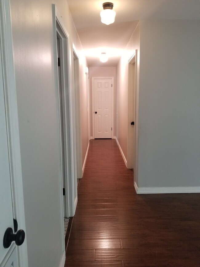 Building Photo - Gateway Subdivision, Enterprise, AL