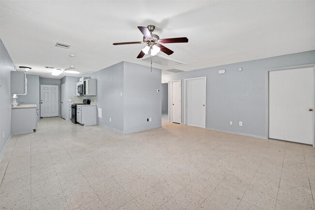 Building Photo - 11411 Roandale Dr