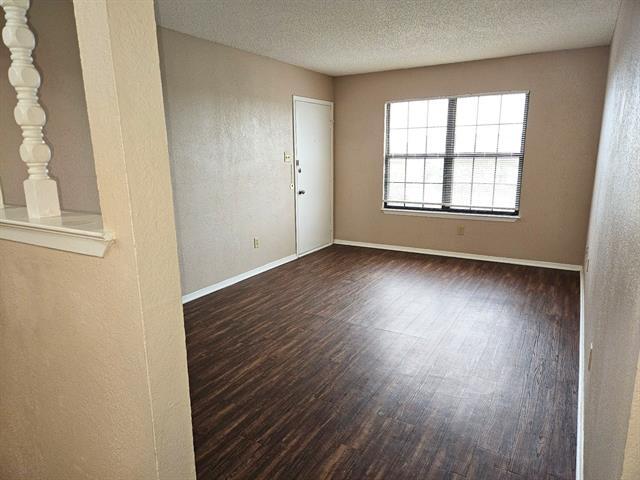 Building Photo - 6321 Richland Plaza Dr D