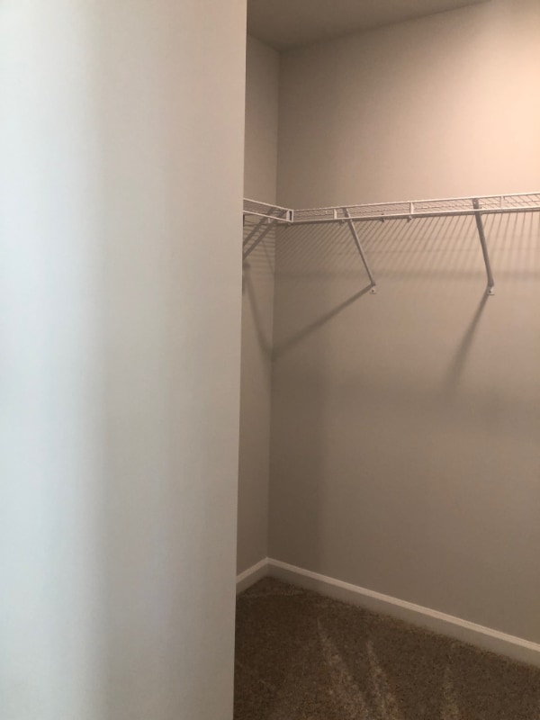 Building Photo - 906 Falls Grove Trl