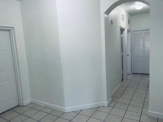 Building Photo - 2030 Shoma Dr