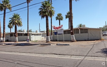 Building Photo - Spanish Place Apartments